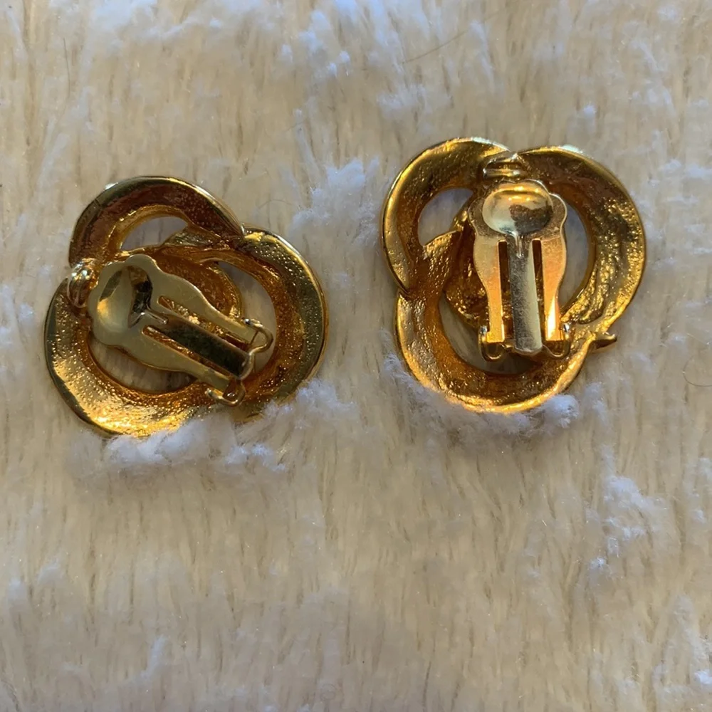 Vintage shoe clips- 2 pair